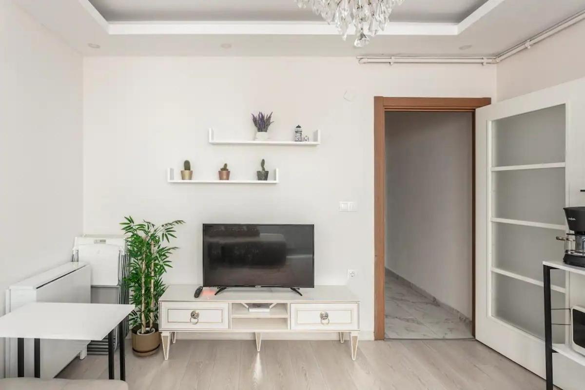 Istanbul'Un Merkezinde Cevahir Avm Karsisi 1+1 Yeni Ev 외부 사진